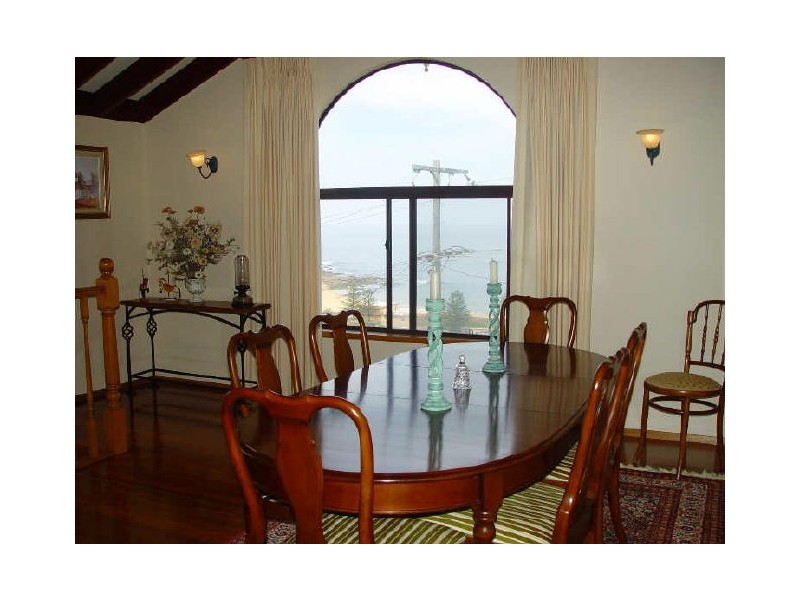 55 Circulo Drive, Copacabana NSW 2251