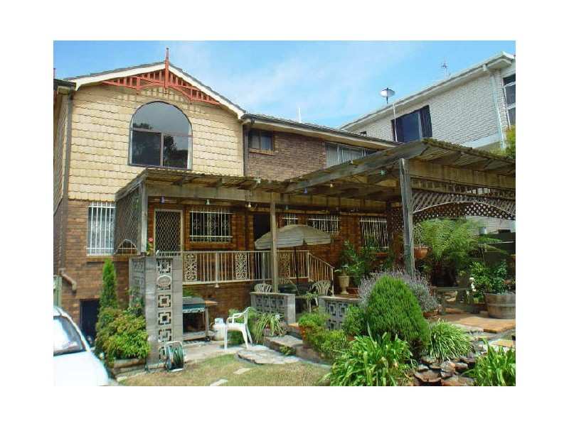 55 Circulo Drive, Copacabana NSW 2251