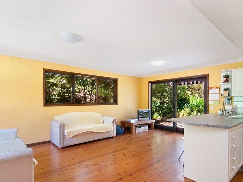 6 Blue Gum Close, Matcham NSW 2250