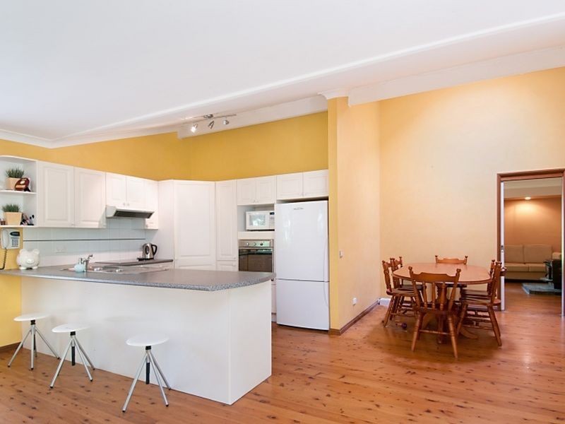 6 Blue Gum Close, Matcham NSW 2250