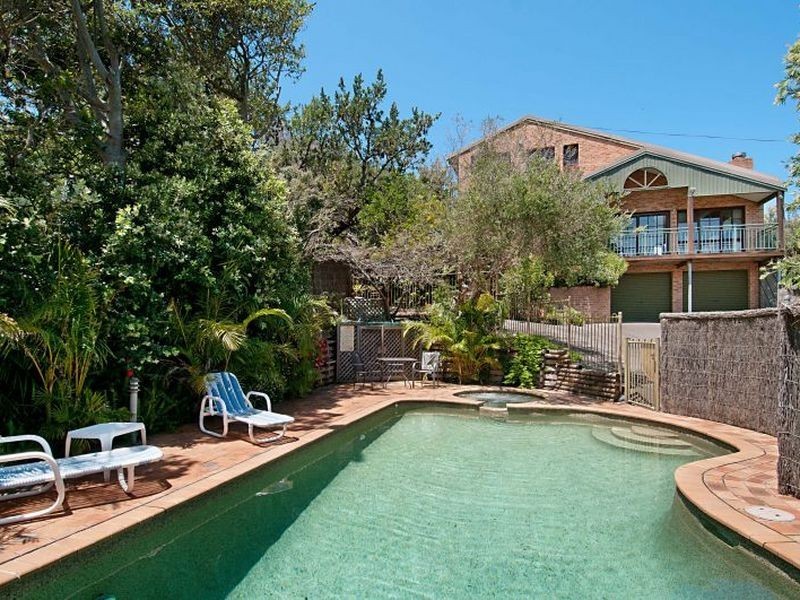 28 Boos Road, Forresters Beach NSW 2260