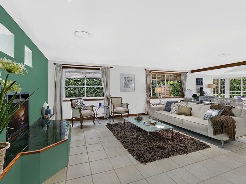 251a Avoca Drive, Avoca Beach NSW 2251