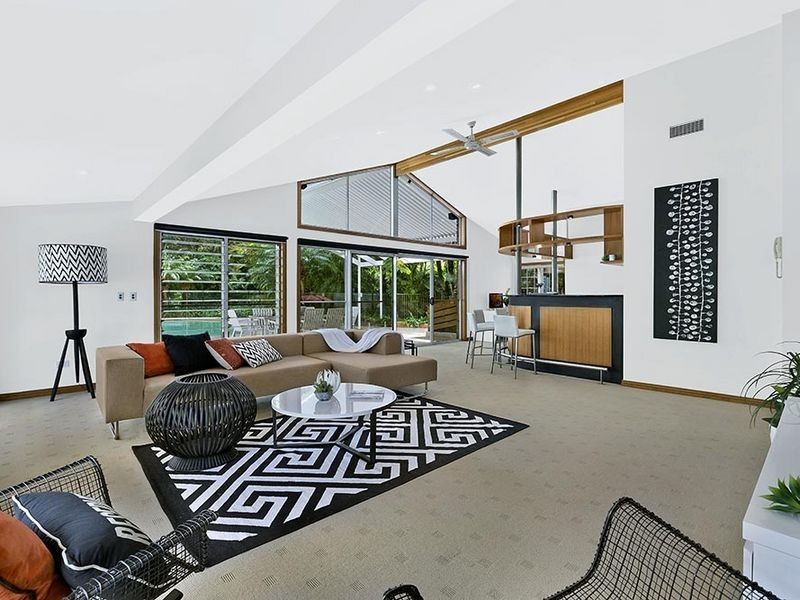 251a Avoca Drive, Avoca Beach NSW 2251