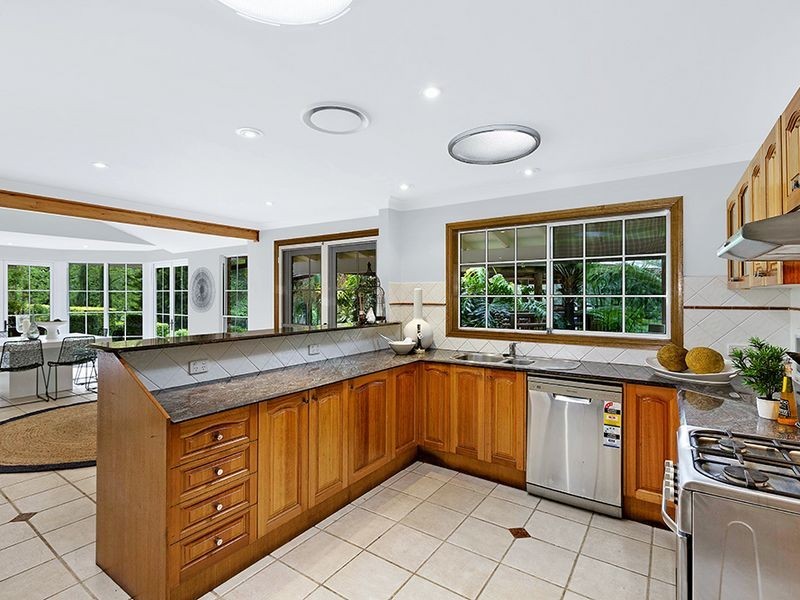 251a Avoca Drive, Avoca Beach NSW 2251