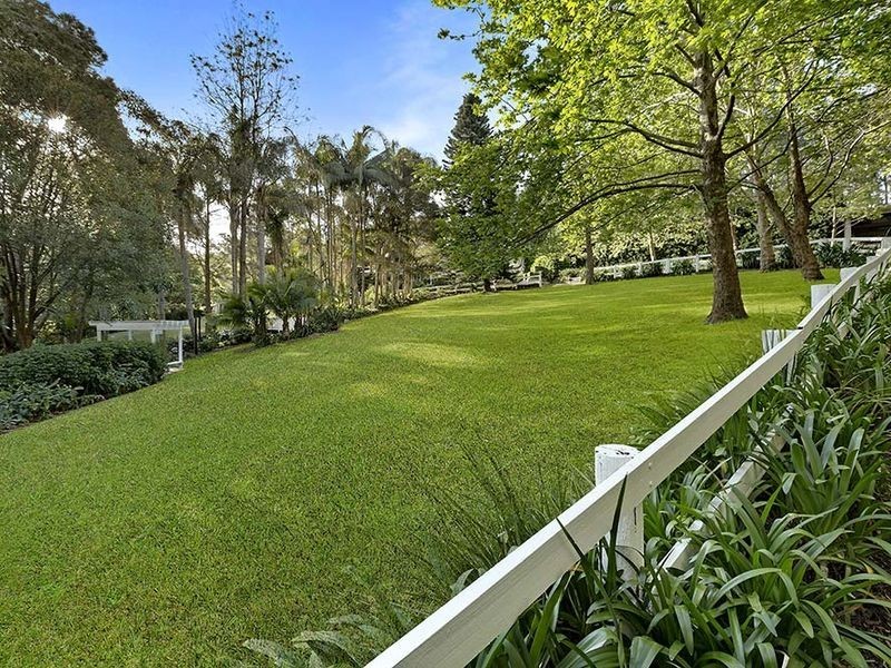 251a Avoca Drive, Avoca Beach NSW 2251