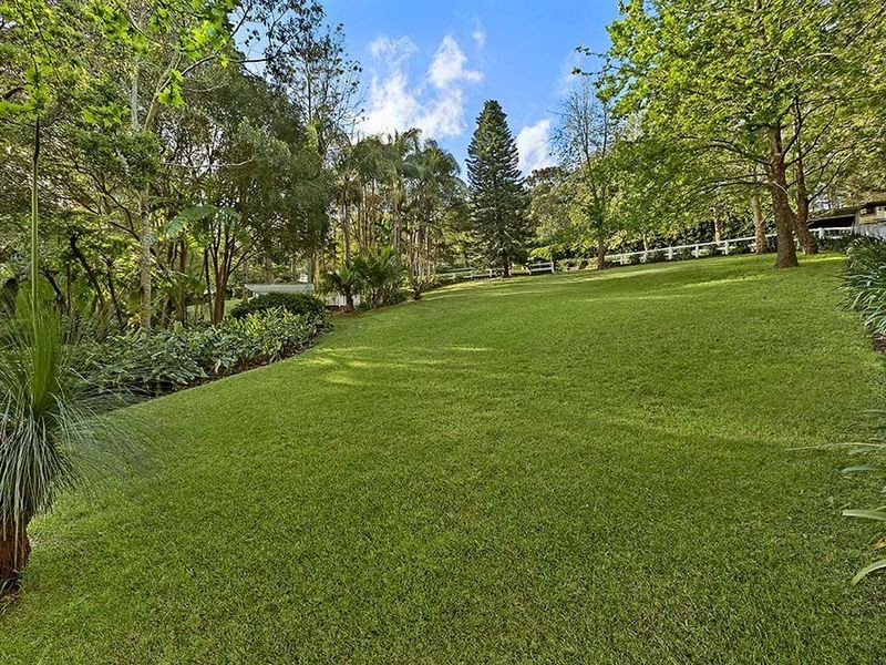 251a Avoca Drive, Avoca Beach NSW 2251