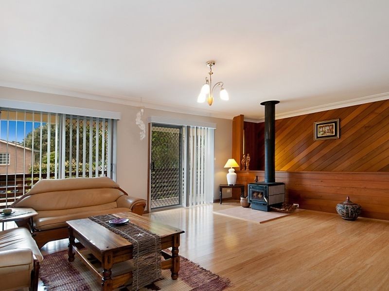 16 Blue View Crescent, Terrigal NSW 2260