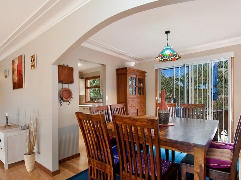 16 Blue View Crescent, Terrigal NSW 2260