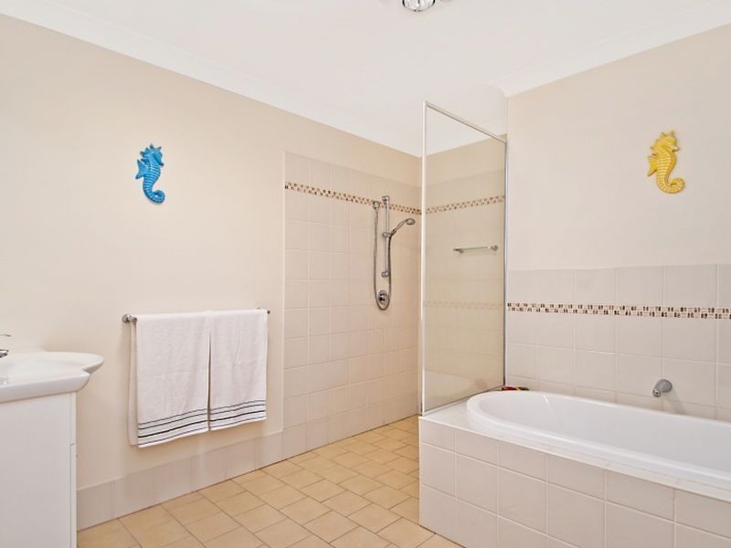 132 Hillside Road, Avoca Beach NSW 2251