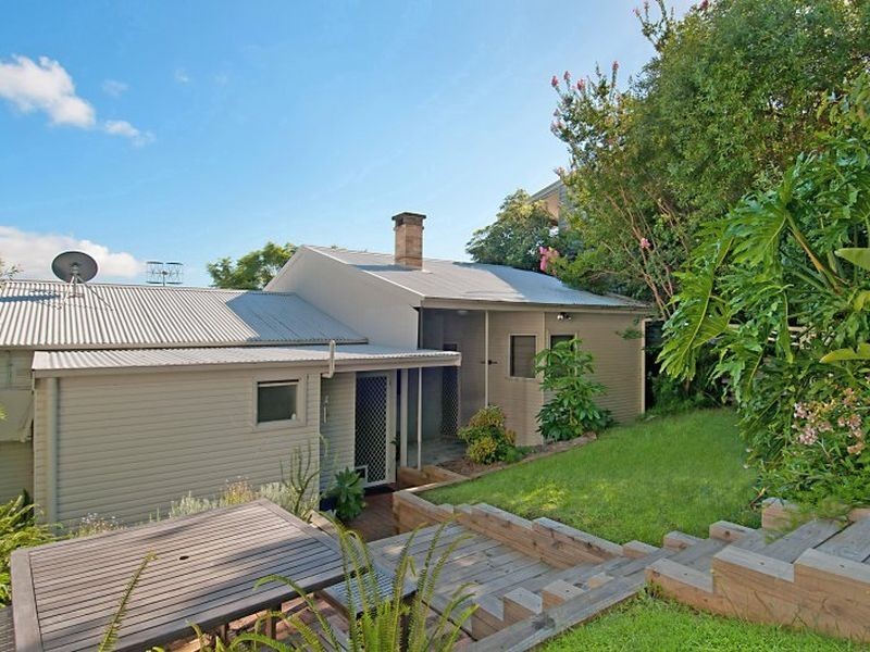 72 Avoca Drive, Avoca Beach NSW 2251