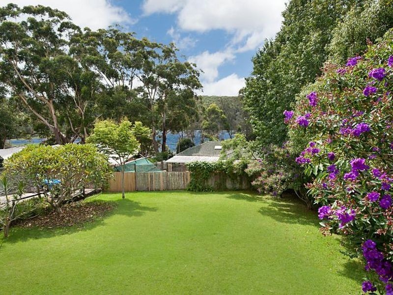 23 Karani Avenue, Avoca Beach NSW 2251