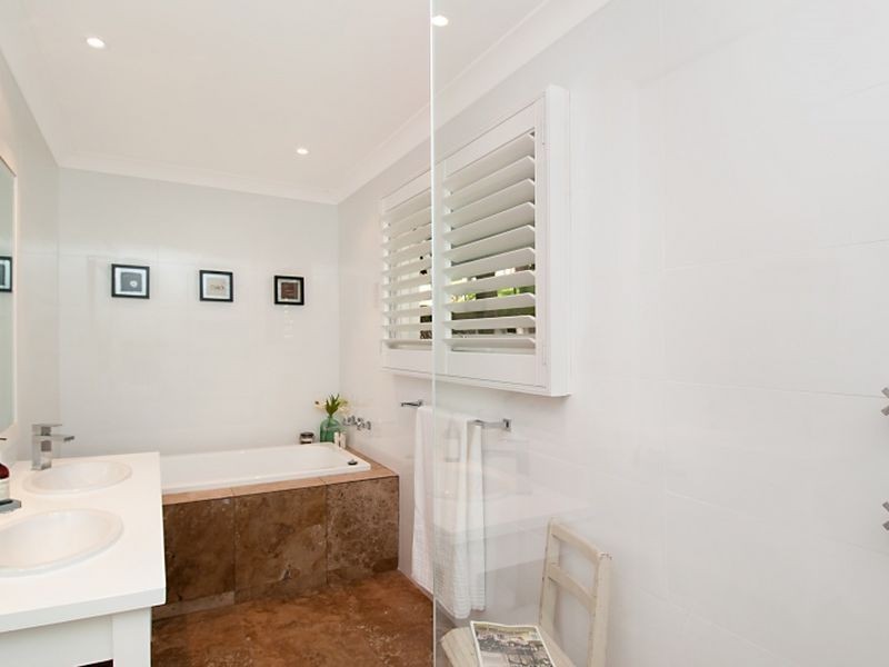 31 Arden Avenue, Avoca Beach NSW 2251