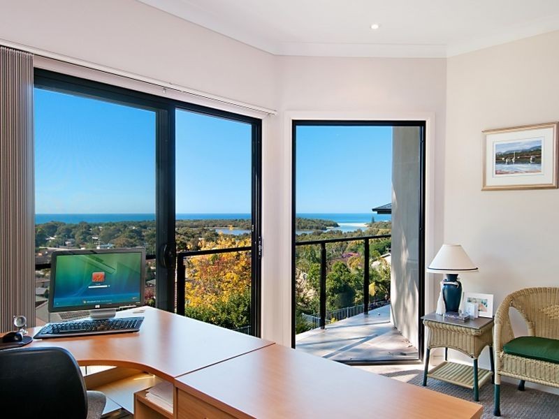 36 Reads Road, Wamberal NSW 2260