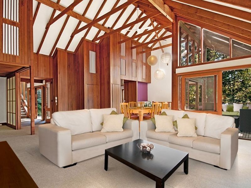 247 The Round Drive, Avoca Beach NSW 2251