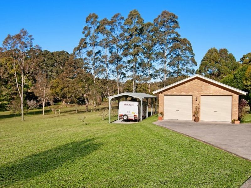 69 Picketts Valley Rd, Picketts Valley NSW 2251