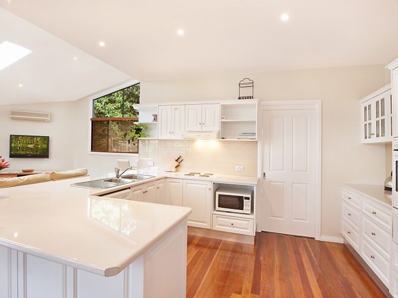 9 Franklin Ave, Avoca Beach NSW 2251