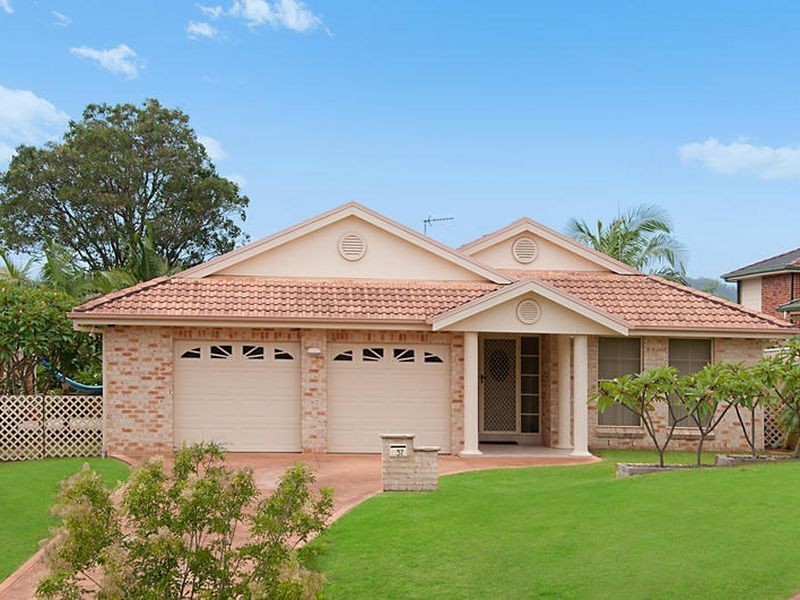37 Robinia Parade, Springfield NSW 2250