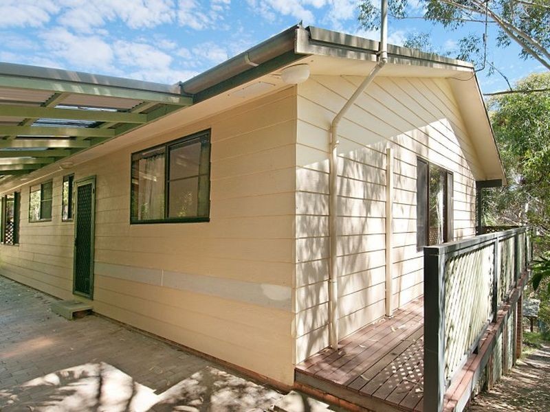 2/20 Cape Three Points Rd, Avoca Beach NSW 2251