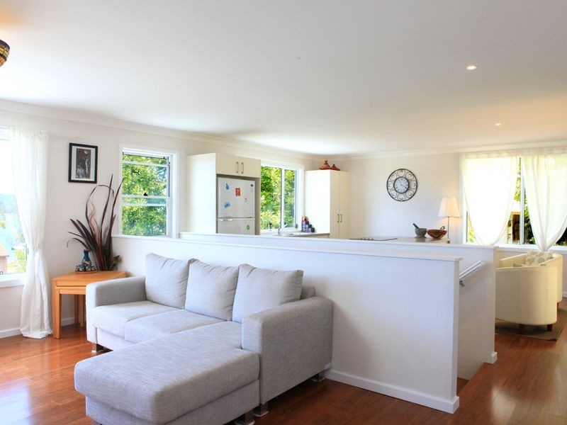 73 Broadwater Drive, Saratoga NSW 2251