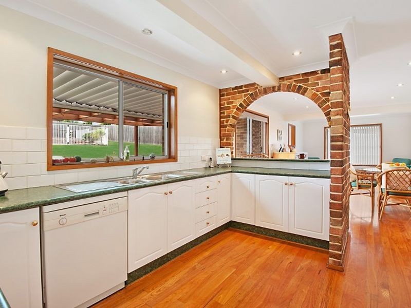 11 Julian Road, Kincumber NSW 2251