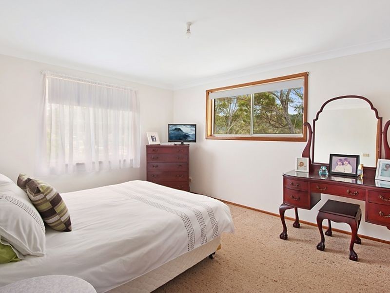 11 Julian Road, Kincumber NSW 2251