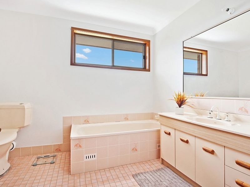 11 Julian Road, Kincumber NSW 2251