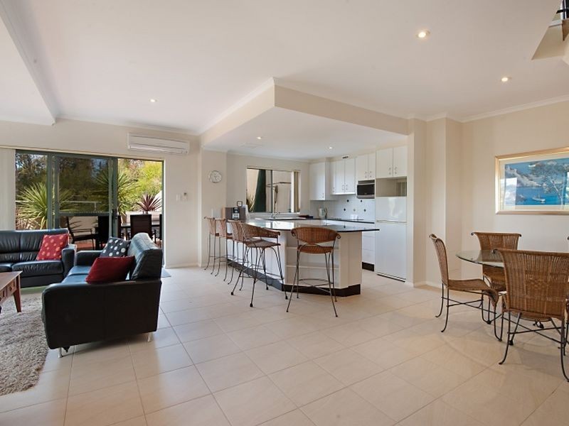 15/194 Avoca Drive, Avoca Beach NSW 2251