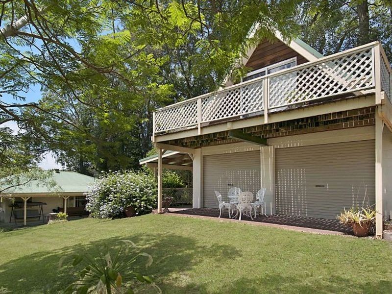 61 Picketts Valley Road, Avoca Beach NSW 2251