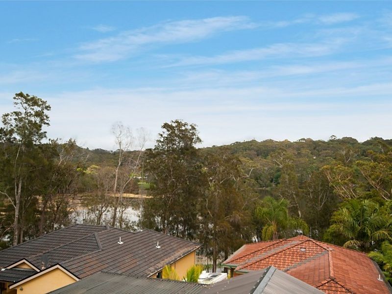 67 The Round Drive, Avoca Beach NSW 2251