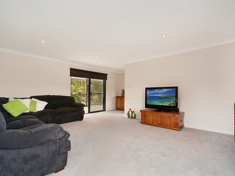 67 The Round Drive, Avoca Beach NSW 2251