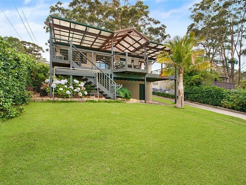 67 The Round Drive, Avoca Beach NSW 2251
