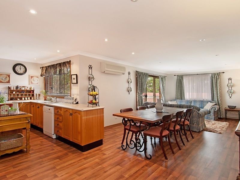 6 Pickering Close, Kincumber NSW 2251