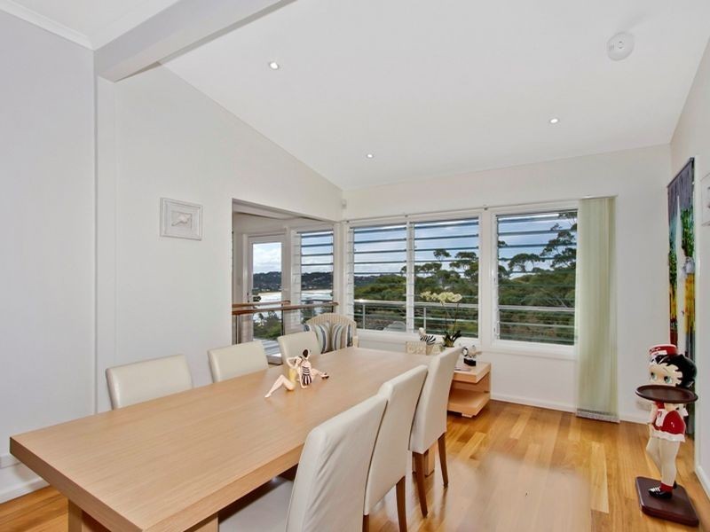 38 Fairscene Crescent, Avoca Beach NSW 2251