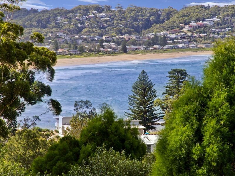 38 Fairscene Crescent, Avoca Beach NSW 2251