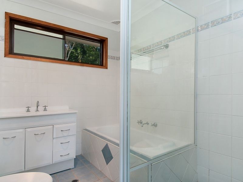 12 Reynolds Road, Avoca Beach NSW 2251