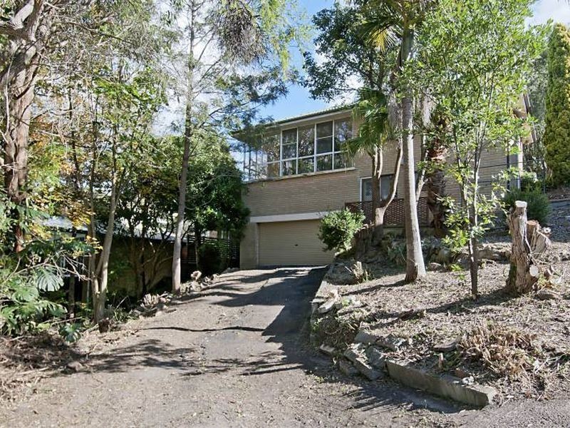 32 Bradleys Road, North Avoca NSW 2260