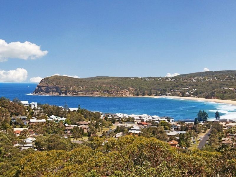 60 Vista Avenue, Copacabana NSW 2251