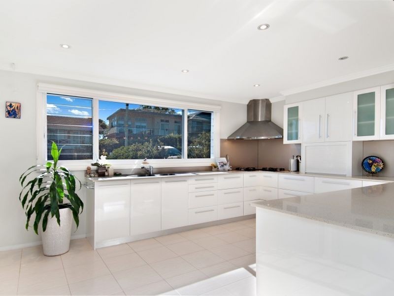 60 Vista Avenue, Copacabana NSW 2251