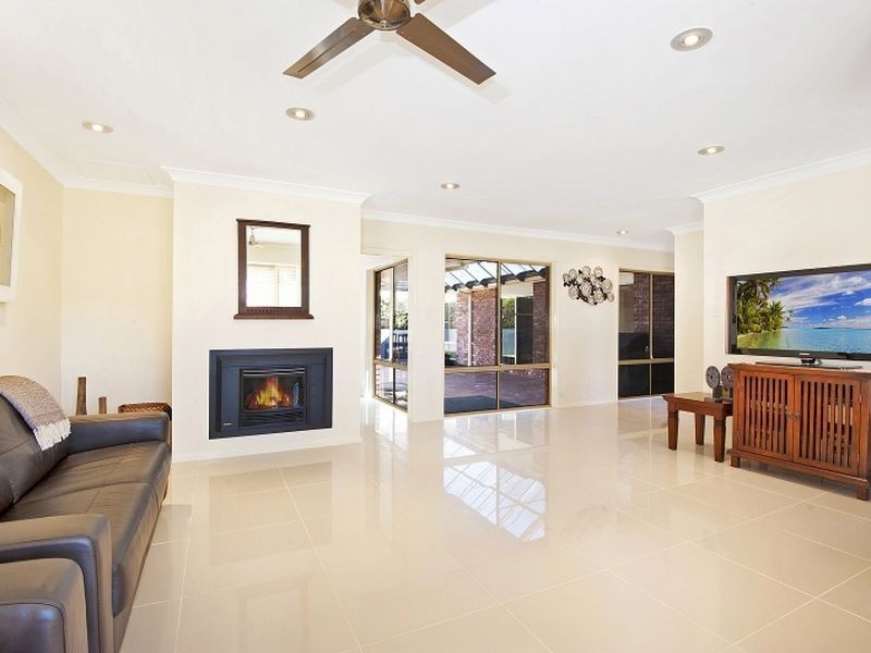 26 Sunny Waters Road, Kincumber NSW 2251