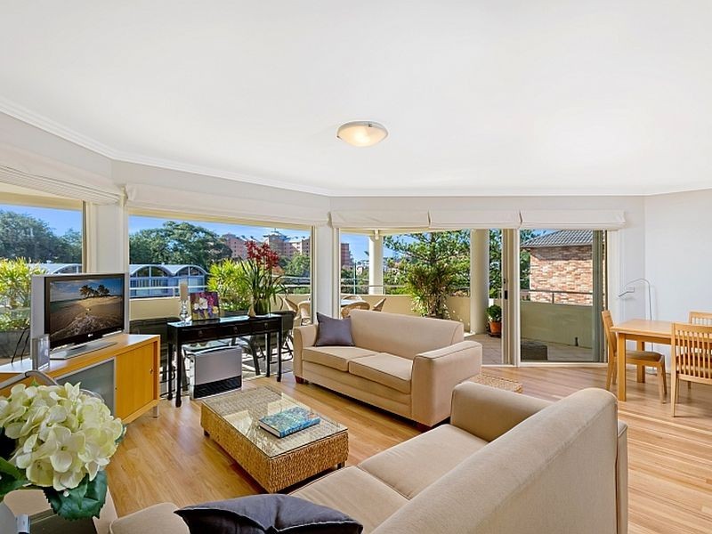 2/38 Boomerang Street, Terrigal NSW 2260