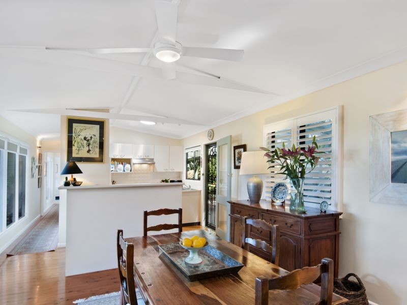 294 The Round Drive, Avoca Beach NSW 2251