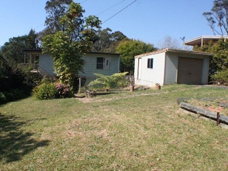 6 Ridgway Road, Avoca Beach NSW 2251