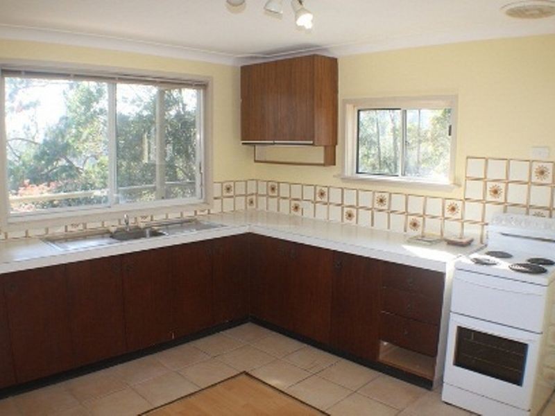 6 Ridgway Road, Avoca Beach NSW 2251