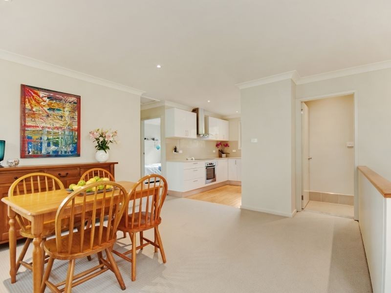 34 Cabbage Tree Ave, Avoca Beach NSW 2251