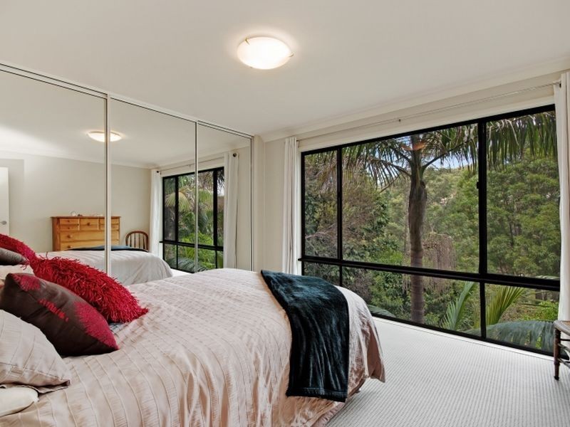 34 Cabbage Tree Ave, Avoca Beach NSW 2251