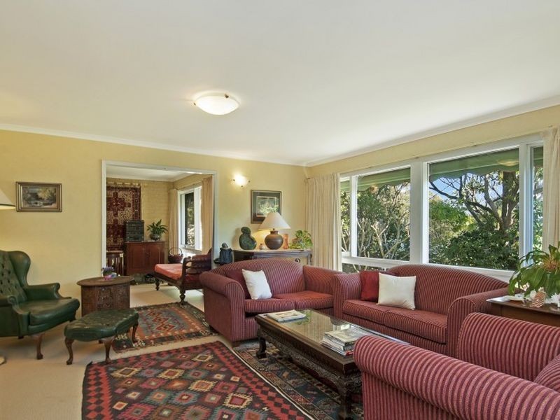 3 Cabbage Tree Avenue, Avoca Beach NSW 2251