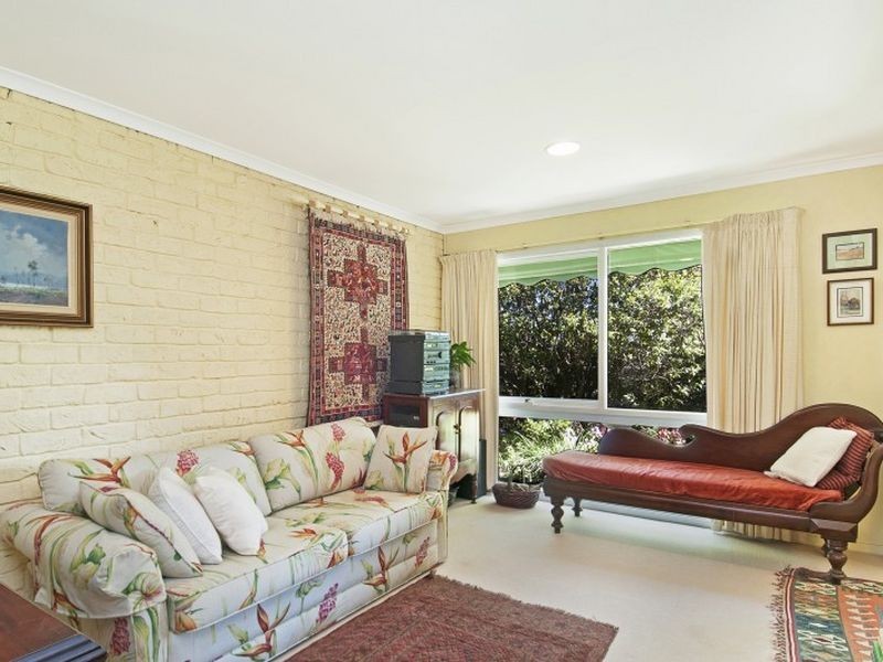 3 Cabbage Tree Avenue, Avoca Beach NSW 2251