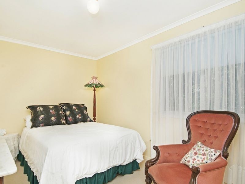 3 Cabbage Tree Avenue, Avoca Beach NSW 2251