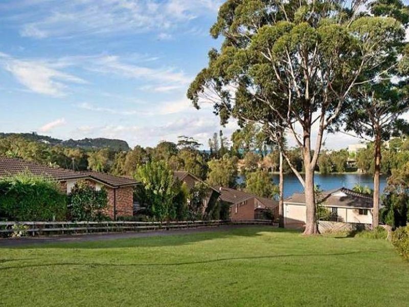 307 The Round Drive, Avoca Beach NSW 2251