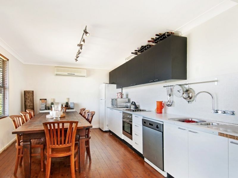 110 Del Monte Place, Copacabana NSW 2251